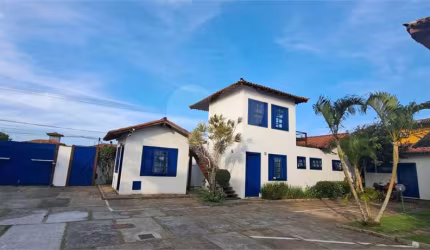Condomínio com 1 quartos à venda em Marina - RJ