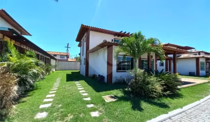 Condomínio com 4 quartos à venda em Manguinhos - RJ