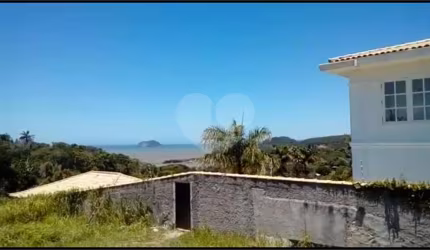Terreno à venda em Maria Joaquina (tamoios) - RJ