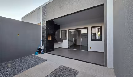 Casa com 2 quartos à venda em Marina - RJ