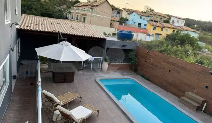 Condomínio com 3 quartos à venda em Praia Rasa - RJ