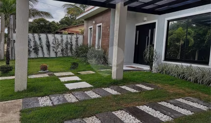 Condomínio com 2 quartos à venda ou para locação em Caravelas - RJ