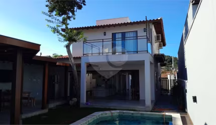 Casa com 4 quartos à venda em Geribá - RJ