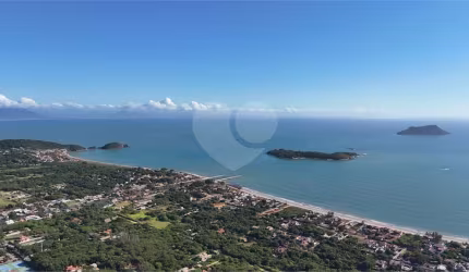 Terreno à venda em Marina - RJ