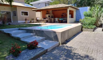 Condomínio com 2 quartos à venda em Caravelas - RJ