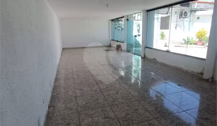 Salão Comercial para locação em Bosque De Geribá - RJ