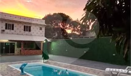 Hotel com 8 quartos à venda em Arpoador - RJ