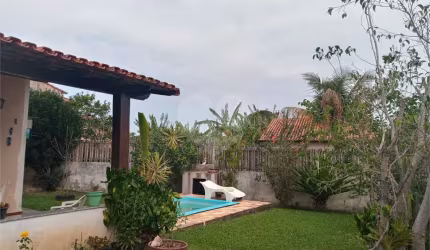 Casa com 3 quartos à venda em Jardim Arco Íris - RJ