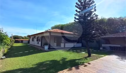 Casa com 4 quartos à venda em Manguinhos - RJ