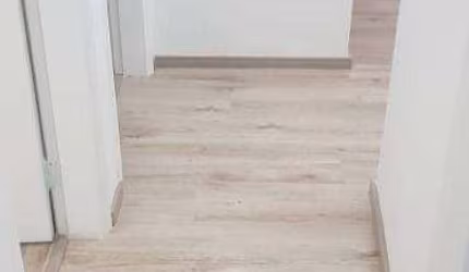 Apartamento com 1 dormitório, 55m², 2 banheiros, e 1 vaga de garagem