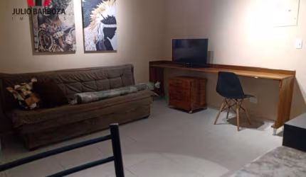 Apartamento com dormitório, mobiliado, 1 vaga de garagem, em Moema pássaros