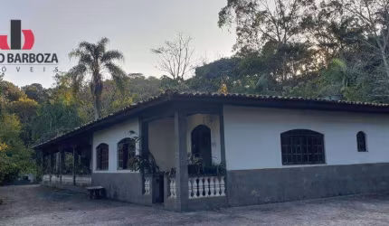 Chácara 7.000 m² com 4 dormitórios 1 suíte 404 m² construídos + árvores frutíferas à venda, por R$ 1.500.000 - Chácaras Copaco - Arujá/SP
