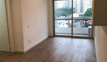 Moema lado Pássaros  2:dorm um suíte, 70m2 ,varanda, ar. condicionado,2 vagas ,lazer completo SP.