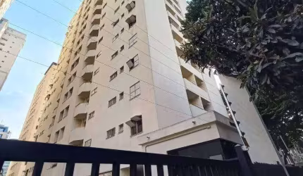 Lindo apto todo mobiliado  45m2sendo um dormitório ,2 banheiros , varanda ,andar alto ,garagem Moema fora de rota ,próximo ao metrô e Shopping