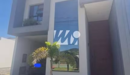 Casa 3 Quartos com Piscina - Beira Rio