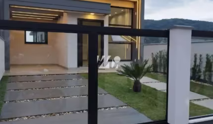 Casa com 3 Dormitórios com Suite