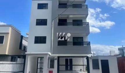 Apartamento de 2 Dormitórios no Pagani