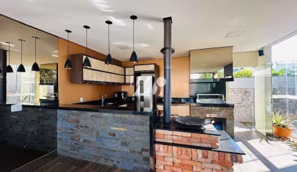 Casa 170m² com 3 Quartos e Suíte na Pedra Branca