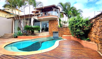 Sobrado com 3 dormitórios à venda, 243 m² por R$ 1.400.000,00 - Parque Santa Cecília - Piracicaba/SP