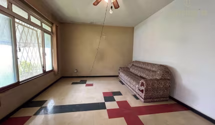 Casa com 3 dormitórios à venda, 160 m² por R$ 620.000,00 - Alto - Piracicaba/SP