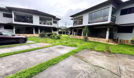 Village com 3 quartos, 117 m², à venda por R$ 670.000,00 - Cidade Jardim - Caraguatatuba/SP