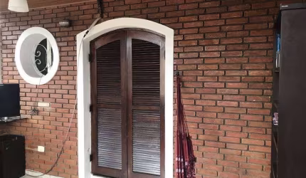 Sobrado com 4 dormitórios à venda, 195 m² por R$ 750.000,00 - Casa Verde Média -