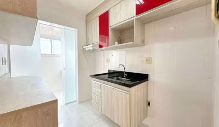 Apartamento com 2 dormitórios à venda, 54 m² por R$ 360.000,00 - Vila Santos - S