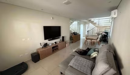 Sobrado com 3 dormitórios à venda, 148 m² por R$ 1.489.000,00 - Água Fria - São
