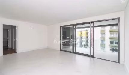 Seu refúgio de luxo no Cabral!