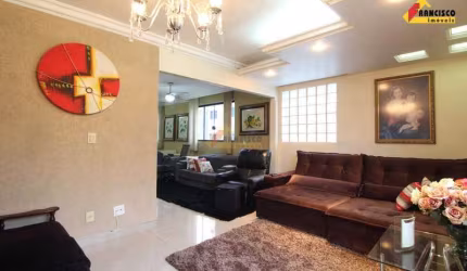 Apartamento Cobertura à venda, 4 quartos, 2 suítes, 2 vagas, Sidil - Divinópolis/MG