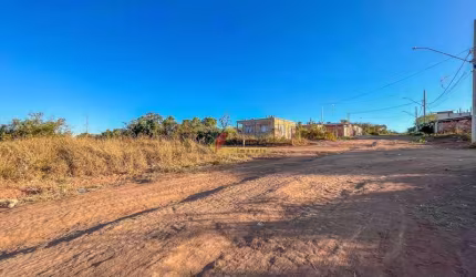Lote à venda, Jardim Candidés - Divinópolis/MG