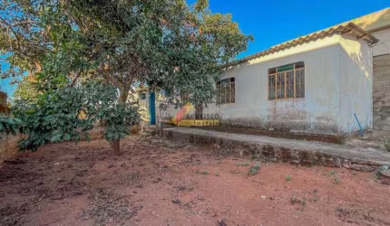 Casa à venda, 2 quartos, 3 vagas, Belvedere - Divinópolis/MG