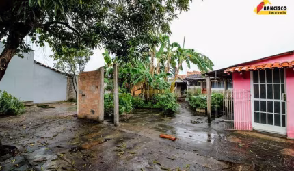 Casa à venda, 3 quartos, 3 vagas, Quintino - Divinópolis/MG