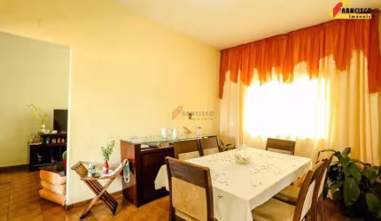 Casa à venda, 3 quartos, 1 suíte, 2 vagas, Halin Souki - Divinópolis/MG