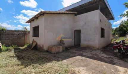 Casa à venda, 3 quartos, 1 suíte, 5 vagas, São Geraldo - Divinópolis/MG