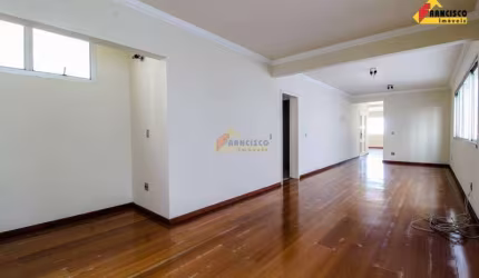 Apartamento Cobertura à venda, 3 quartos, 2 suítes, 3 vagas, Centro - Divinópolis/MG