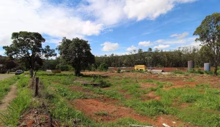 Lote à venda, Interlagos - Divinópolis/MG