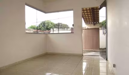 Casa à venda, 4 quartos, 1 suíte, 4 vagas, Bela Vista - Divinópolis/MG