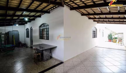 Casa à venda, 3 quartos, 3 vagas, Santa Rosa - Divinópolis/MG