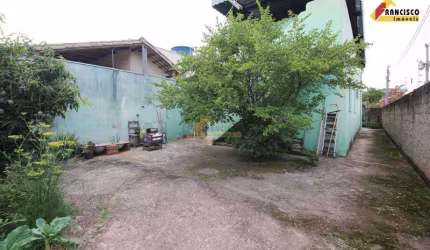 Casa à venda, 3 quartos, 1 suíte, 2 vagas, Planalto - Divinópolis/MG