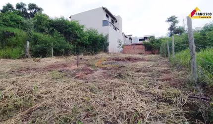 Lote à venda, LP Pereira - Divinópolis/MG