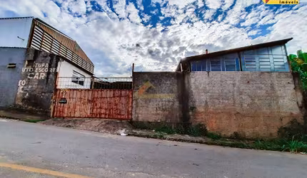 Galpão à venda, 4 vagas, Niterói - Divinópolis/MG