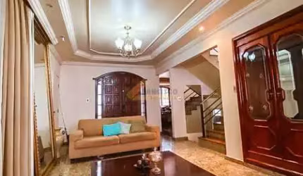 Casa à venda, 6 quartos, 1 suíte, 2 vagas, Bom Pastor - Divinópolis/MG
