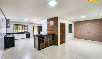 Casa à venda, 4 quartos, 1 suíte, 2 vagas, Rancho Alegre - Divinópolis/MG