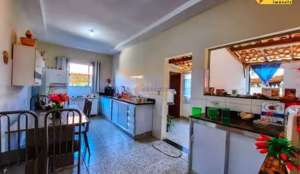 Casa à venda, 4 quartos, 2 vagas, Belo Vale - Divinópolis/MG