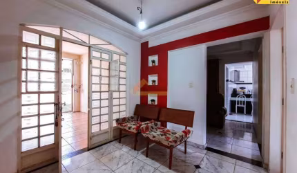 Casa à venda, 7 quartos, 1 suíte, 3 vagas, Porto Velho - Divinópolis/MG