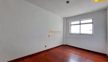 Apartamento à venda, 3 quartos, 1 suíte, 1 vaga, Centro - Divinópolis/MG
