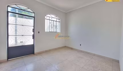 Casa à venda, 3 quartos, 2 vagas, Anchieta - Divinópolis/MG