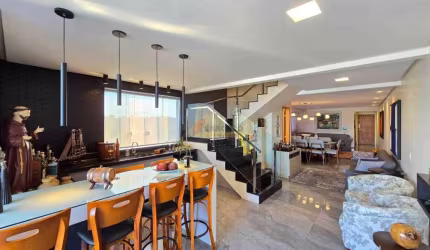 Apartamento Cobertura à venda, 3 quartos, 1 suíte, 4 vagas, Santa Clara - Divinópolis/MG
