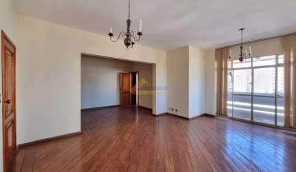 Apartamento à venda, 3 quartos, 1 suíte, 3 vagas, Centro - Divinópolis/MG